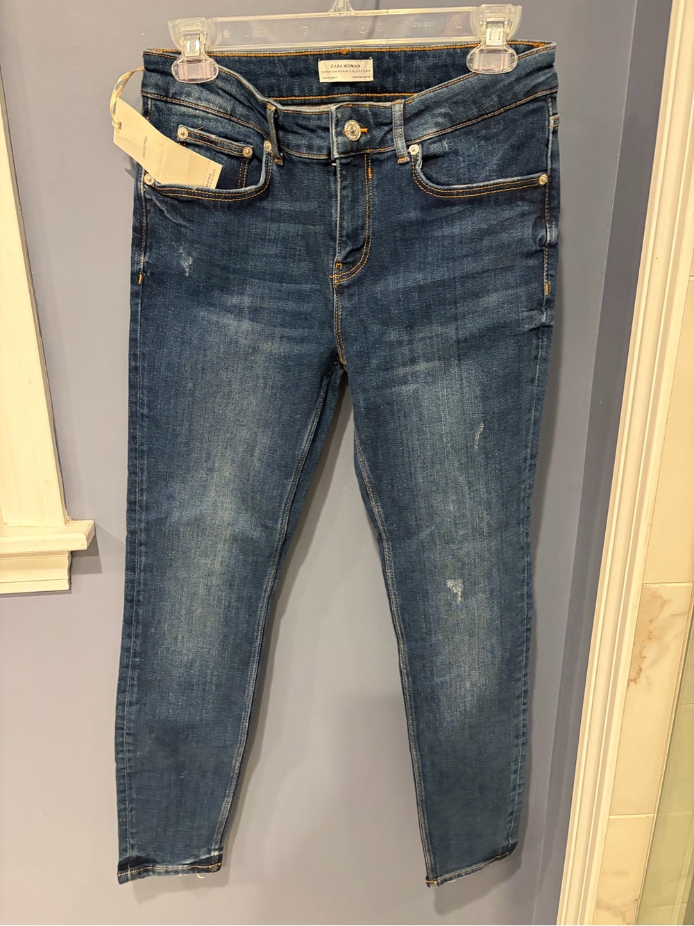 ZARA Women's Dark Blue Slim Fit Jeans size 4